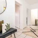 3-zimmer-wohnung Nahe City, Bis 5 Personen, Smarttv, Wifi, Balkon Apartment