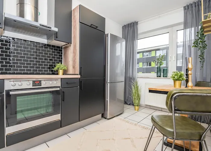 3-zimmer-wohnung Nahe City, Bis 5 Personen, Smarttv, Wifi, Balkon Daire *