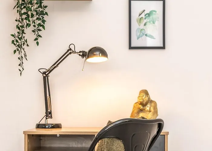 3-zimmer-wohnung Nahe City, Bis 5 Personen, Smarttv, Wifi, Balkon Appartamento