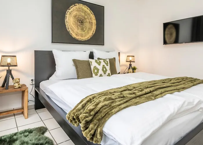 3-zimmer-wohnung Nahe City, Bis 5 Personen, Smarttv, Wifi, Balkon Appartamento