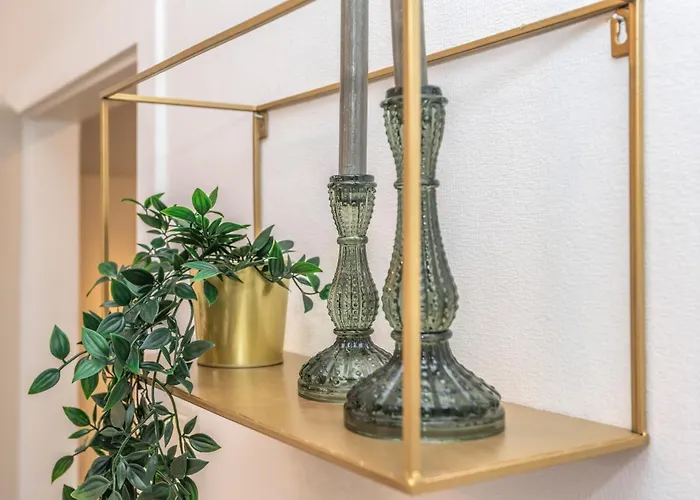 3-zimmer-wohnung Nahe City, Bis 5 Personen, Smarttv, Wifi, Balkon * Essen