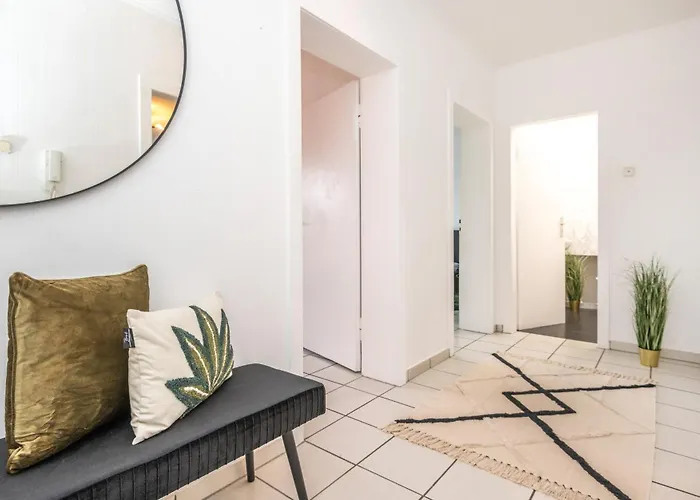 3-zimmer-wohnung Nahe City, Bis 5 Personen, Smarttv, Wifi, Balkon Apartamento